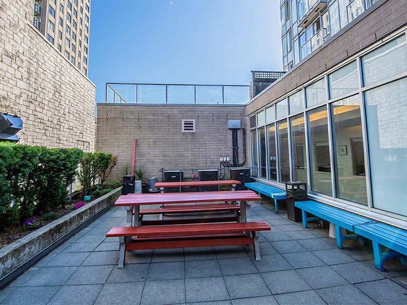 vanwest-college-small-vanwest-vancouver-3